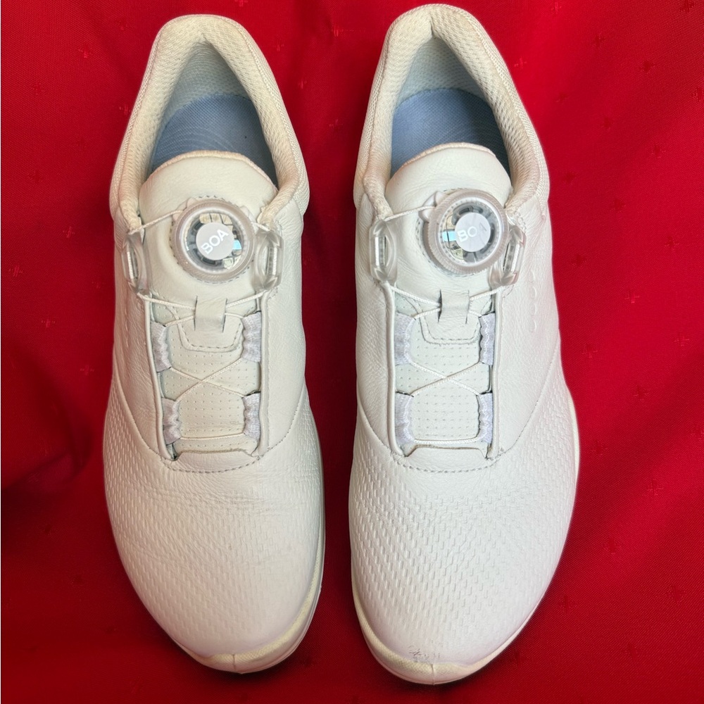 Ecco White Golf Shoes with BOA Lacing System